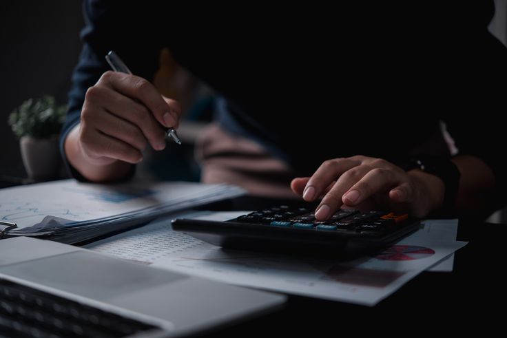 الاستشارات المالية والمحاسبية والضريبية